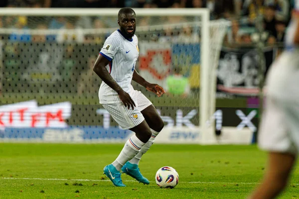 Dayot Upamecano, Ukrayna ve Fransa milli takımları arasında oynanan 2026 Dünya Kupası ön eleme maçında görüldü (Maciej Rogowski / Ball Raw Images)