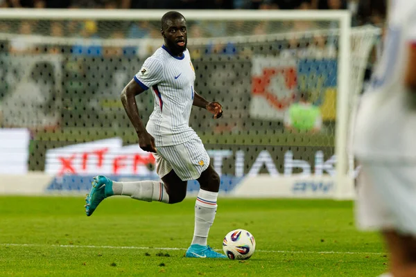 Dayot Upamecano, Ukrayna ve Fransa milli takımları arasında oynanan 2026 Dünya Kupası ön eleme maçında görüldü (Maciej Rogowski / Ball Raw Images)
