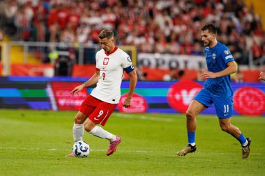 Adam Marhiev ve Robert Lewandowski, Polonya ve Finlandiya milli takımları arasında oynanan Dünya Kupası 2026 Avrupa ön eleme maçında görüldü (Maciej Rogowski / Ball Raw Images)