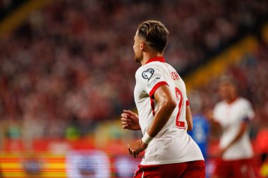 Matty Cash, Polonya ve Finlandiya milli takımları arasında oynanan Dünya Kupası 2026 Avrupa ön eleme maçında görüldü (Maciej Rogowski / Ball Raw Images)