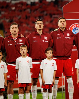 Piotr Zielinski, Jakub Kiwior ve Jan Bednarek, 2026 Dünya Kupası Avrupa ön eleme maçında Polonya ve Finlandiya milli takımları arasında görüldü (Maciej Rogowski / Ball Raw Images)