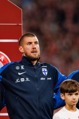 Jesse Joronen, Polonya ve Finlandiya milli takımları arasında oynanan 2026 Dünya Kupası ön eleme maçında görüldü (Maciej Rogowski / Ball Raw Images)