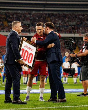 Piotr Zielinski, Cezary Kulesza ve Lukasz Wachowski, 2026 Dünya Kupası Avrupa ön eleme maçında Polonya ve Finlandiya milli takımları arasında görüldü (Maciej Rogowski / Ball Raw Images)