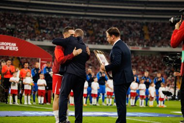 Piotr Zielinski, Cezary Kulesza ve Lukasz Wachowski, 2026 Dünya Kupası Avrupa ön eleme maçında Polonya ve Finlandiya milli takımları arasında görüldü (Maciej Rogowski / Ball Raw Images)