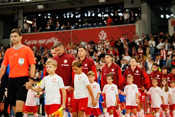 Jan Bednarek, Polonya ve Finlandiya milli takımları arasında oynanan 2026 Dünya Kupası ön eleme maçında görüldü (Maciej Rogowski / Ball Raw Images)