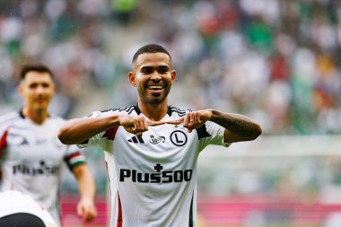 Juergen Elitim seen celebrating after scoring goal during PKO BP Ekstraklasa 25 26 game between teams of Legia Warszawa and Radomiak Radom at Wojska Polskiego Stadium (Maciej Rogowski/Ball Raw Images)