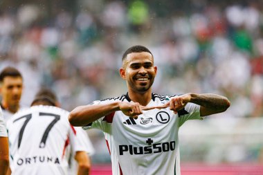 Juergen Elitim seen celebrating after scoring goal during PKO BP Ekstraklasa 25 26 game between teams of Legia Warszawa and Radomiak Radom at Wojska Polskiego Stadium (Maciej Rogowski/Ball Raw Images)