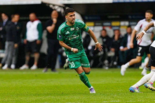Roberto Alves seen during PKO BP Ekstraklasa 25 26 game between teams of Legia Warszawa and Radomiak Radom at Wojska Polskiego Stadium (Maciej Rogowski/Ball Raw Images)
