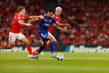 Andreas Schjelderup, Leandro Andrade and Enzo Barrenechea seen during Champions League 25 26 league phase game between SL Benfica and Qarabag FK (Maciej Rogowski/ Ball Raw Images)