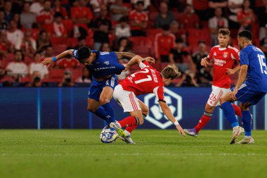 Camilo Duran and Andreas Schjelderup seen during Champions League 25 26 league phase game between SL Benfica and Qarabag FK (Maciej Rogowski/ Ball Raw Images)