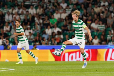 Morten Hjulmand seen during Champions League 25 26 league phase game between Sporting CP and FC Kairat Almaty (Maciej Rogowski/ Ball Raw Images)