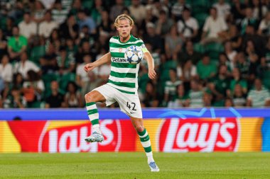 Morten Hjulmand seen during Champions League 25 26 league phase game between Sporting CP and FC Kairat Almaty (Maciej Rogowski/ Ball Raw Images)