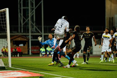 Leo Realpe seen scoring goal during Liga Portugal game between teams of Casa Pia and FC Famalicao at Estadio Municipal Rio Maior (Maciej Rogowski/Ball Raw Images)