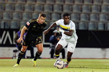 Jeremy Livolant and Pedro Bondo seen during Liga Portugal game between teams of Casa Pia and FC Famalicao at Estadio Municipal Rio Maior (Maciej Rogowski/Ball Raw Images)