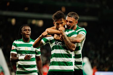 Luis Suarez and Zeno Debast seen celebrating after goal during Liga Portugal game between teams of Sporting CP and Moreirense FC at Estadio Jose Alvalade (Maciej Rogowski/Ball Raw Images) 