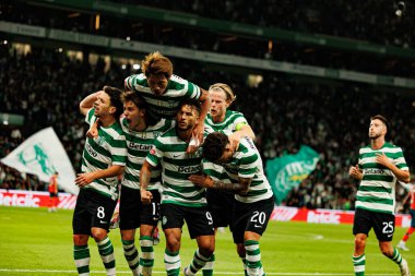 Players of Sporting   seen celebrating after goal from Luis Suarez during Liga Portugal game between teams of Sporting CP and Moreirense FC at Estadio Jose Alvalade (Maciej Rogowski/Ball Raw Images)