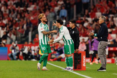 Ole Pohlmann and Nikolaos Athanasiou seen during Liga Portugal game between SL Benfica and Rio Ave FC (Ball Raw Images/ Maciej Rogowski)