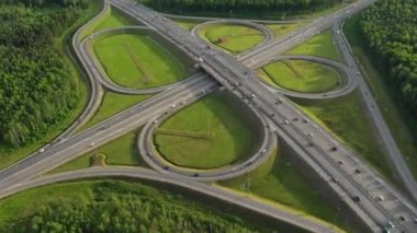Attiki Odos çok seviyeli kavşak yol popüler karayolu hava drone hiper atlamalı veya zaman atlamalı video, trafik sıkışıklığı Ulusal otoyol geçerek, Attica, Yunanistan