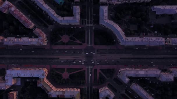 Aerial view of a difficult road intersection with cars passing through it — Stock Video