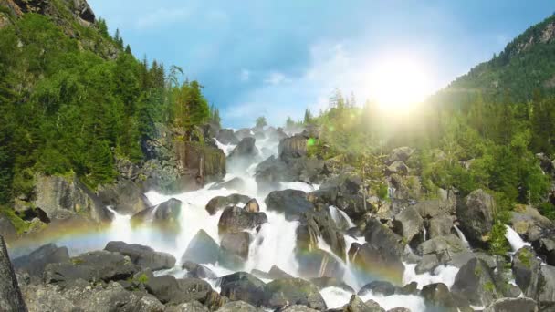 Rainbow at Uchar waterfall, Altai, Russia — Stock Video