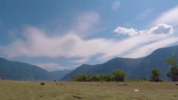 레이크 텔 레 스 코에. 알타이 산맥 — 비디오