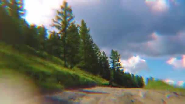 Брудна дорога в окрузі Улаган, Алтайські гори, Сибір, Росія — стокове відео