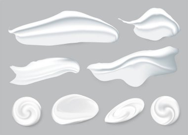 Arka planda izole edilmiş farklı şekil ve boyutlarda cilt için bir dizi gerçekçi kozmetik beyaz krem. Vektör.