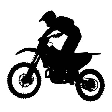 Kirli bisiklete binen siyah bir siluet. Sürücü bir kask takıyor ve hareket ediyor gibi görünüyor, gidona doğru eğiliyor. Motosikletin tokmak gibi lastikleri ve spor bir tasarımı var. Görüntü beyaz bir arkaplanda izole edilmiş.