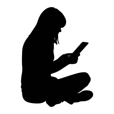 Çapraz bacaklı bir insanın siyah bir silueti ve el bilgisayarı olan bir alete bakıyor. Kişi uzun saçlı ve sağa bakıyor. Arka plan düz beyaz, siyah siluet ile tam bir kontrast oluşturuyor. Görüntü...