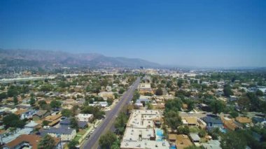 Dağlarla Valley California mahallelerin hava atış