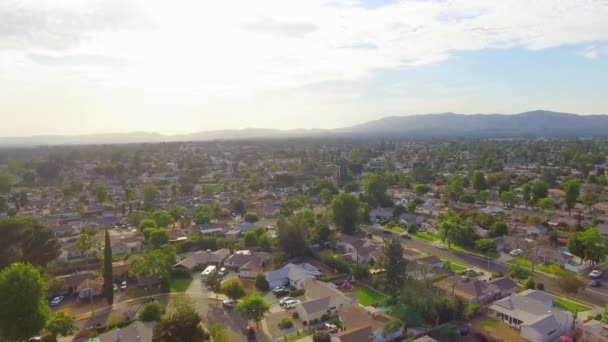 Aerial view of the valley in California (North Hills) — Stock Video