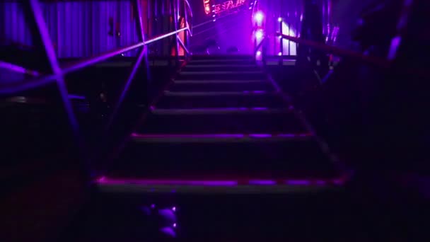 Pov Egy Élő Koncert Színpad Oldalsó Lépcsőkön Keresztül Hang Jelölőnégyzetet — Stock videók