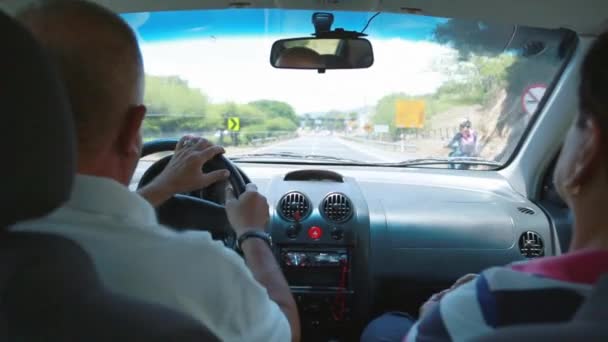 Strzał Tyłu Pewien Starszy Para Trakcie Jazdy Kierunku Opłat — Wideo stockowe