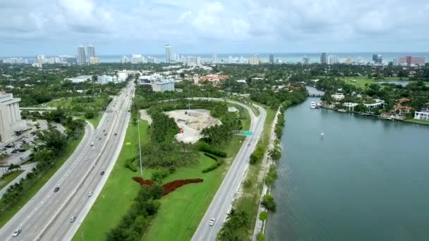 Miami Florida Daki Miami Plajı Ndan Gündüz Havadan Çekilmiş Bir — Stok video