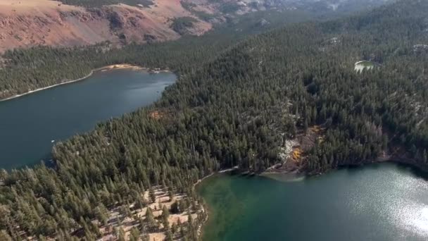 Foto Aérea Diurna Crystal Lakes Mammoth Lakes California Con Vista — Vídeo de stock