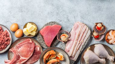 Carnivore diyeti için seçilmiş yemek. Deniz ürünleri, et, Meg ve yağ. Sıfır karbonhidrat diyeti