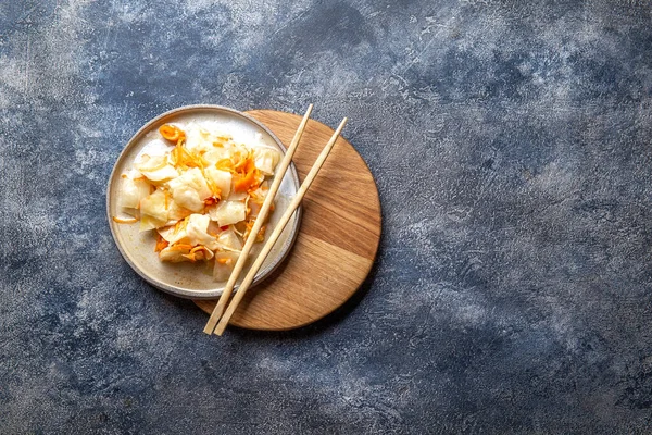 Corean kimchi. Gefermenteerde pittige kool — Stockfoto