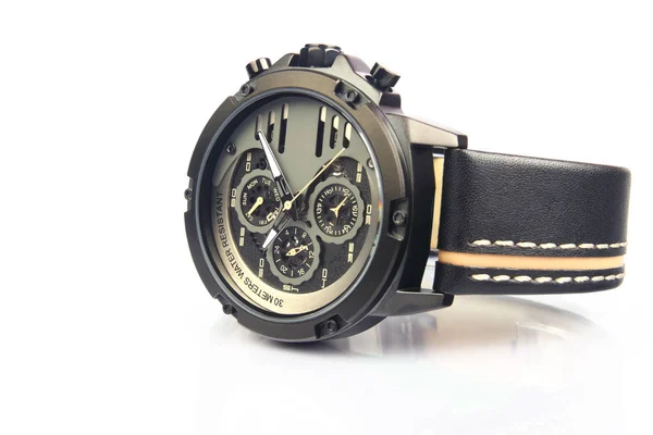 Reloj Pulsera Los Hombres — Foto de Stock