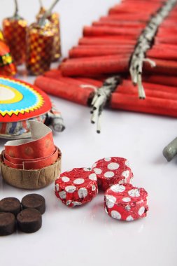 Diwali festivali sırasında Hint geleneksel Yangın kraker