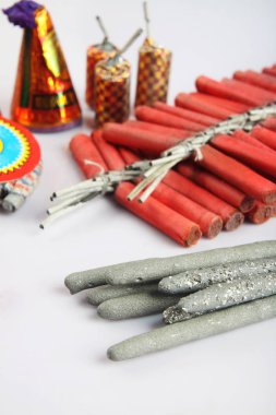 Diwali festivali sırasında Hint geleneksel Yangın kraker
