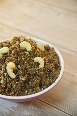 Hint yemekleri tatlı ragi puttu