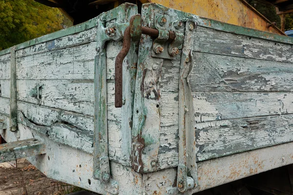 Corner Old Vintage Cargo Trailer Metal Lock Metal Frame Paint — Stock Photo, Image