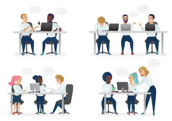 男人和女人坐在桌子上, 在办公桌前工作, 站在现代办公室, 在电脑前工作, 和同事聊天。合作中心团队卡通矢量插图. — 图库矢量图片