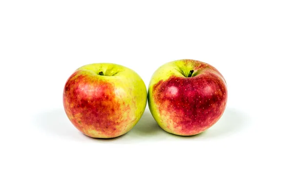 Яблуко Білому Тлі Зеленим Листям — стокове фото