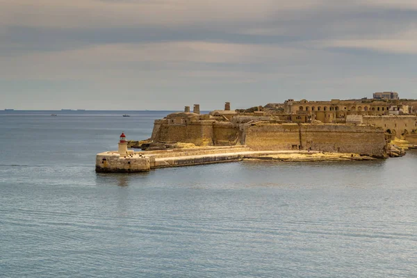 Valletta Malta adasında güzel bir tarihi şehir ve diğer büyüleyici yerler