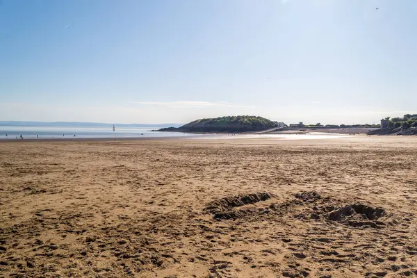 Sahil ve anıtlar, Galler