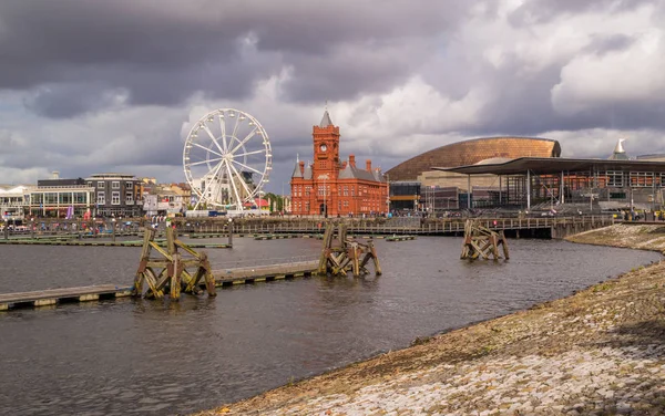 Puerto Con Parte Histórica Ciudad Cardiff Gales — Foto de Stock