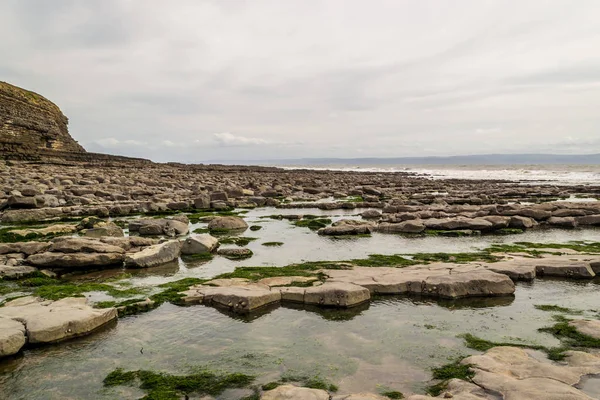 Wales Wild Cliffs Rocky Shores Coast Sunset — Stock Photo, Image