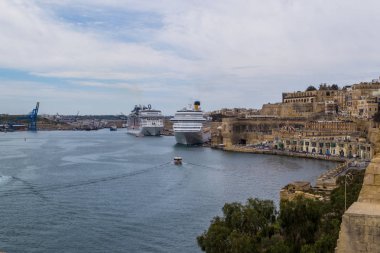 Valletta Malta adasında güzel bir tarihi şehir ve diğer büyüleyici yerler.