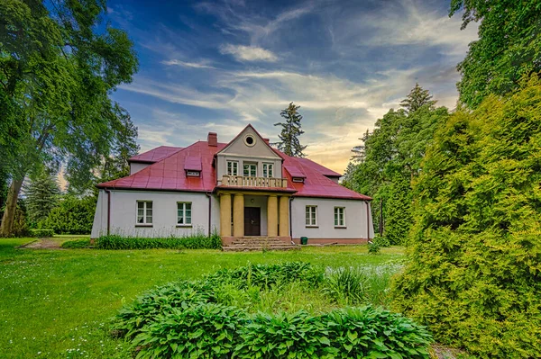 Historisches Herrenhaus Sedziejowice Polen Umgeben Von Einem Alten Park — Stockfoto